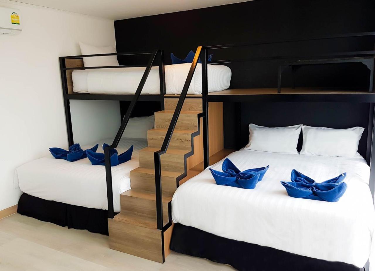 The Wide Condotel - Phuket Exterior photo